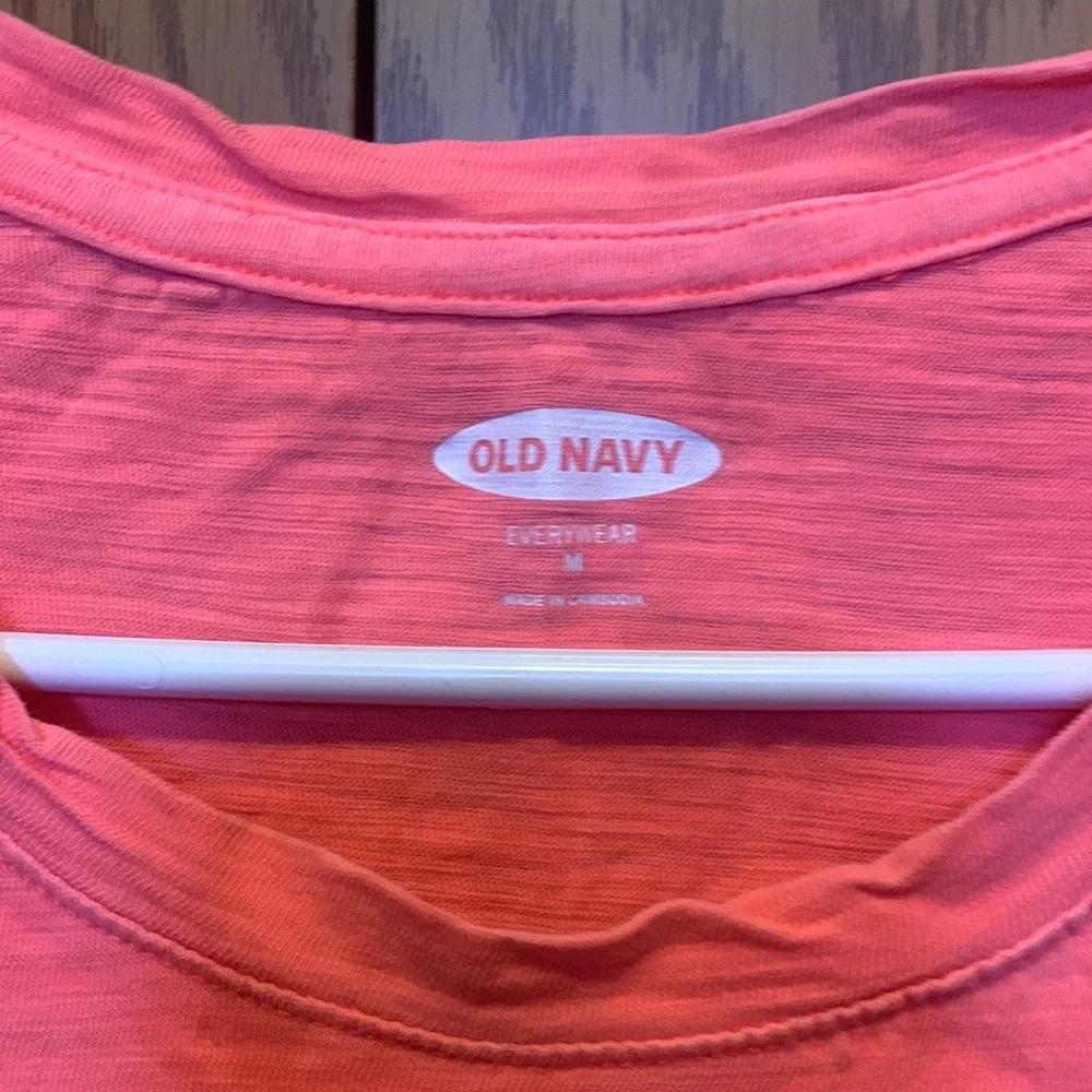 everywhere tee - Picture 2 of 2
